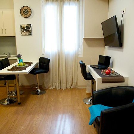 아테네 Stylish And Elegant Apts 아파트 외부 사진